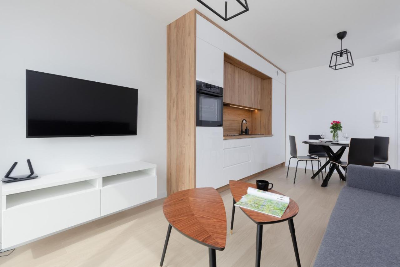 Posesja Kapitanska Przy Plazy Apartments Grzybowo By Noclegi Renters Eksteriør bilde
